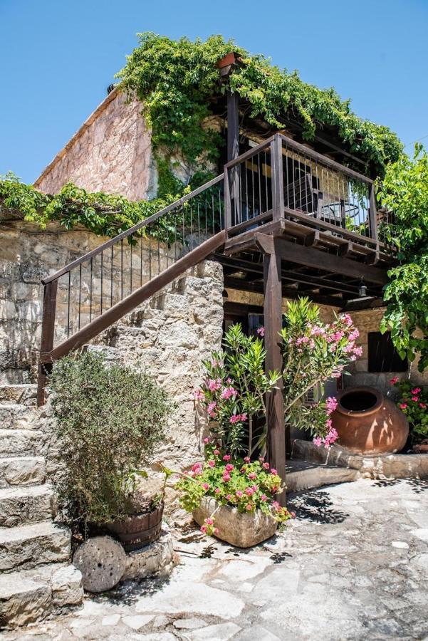 Loxandra Inn Kathikas Exterior photo