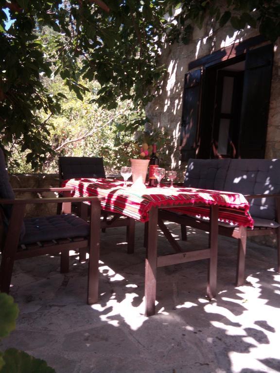Loxandra Inn Kathikas Exterior photo